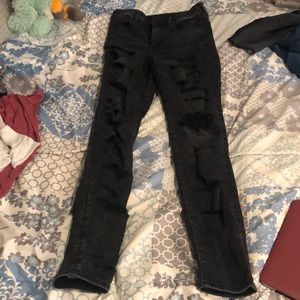 New stretch ripped black American eagle jeans
